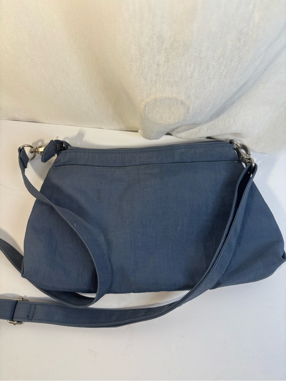 Baggalini Blue Crossbody Shoulder Bag with Lime Interior - Picture 5 of 5